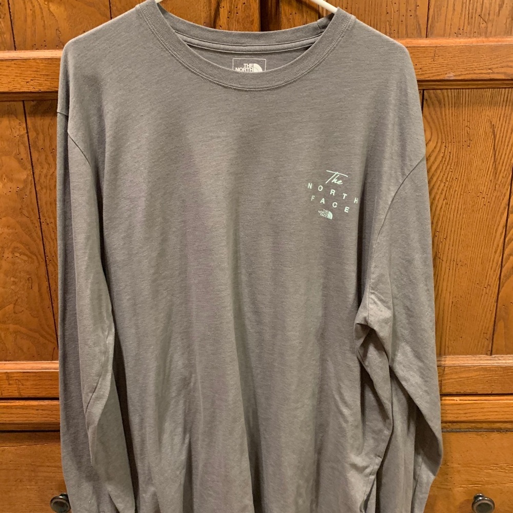 Men’s the north face long sleeve shirt